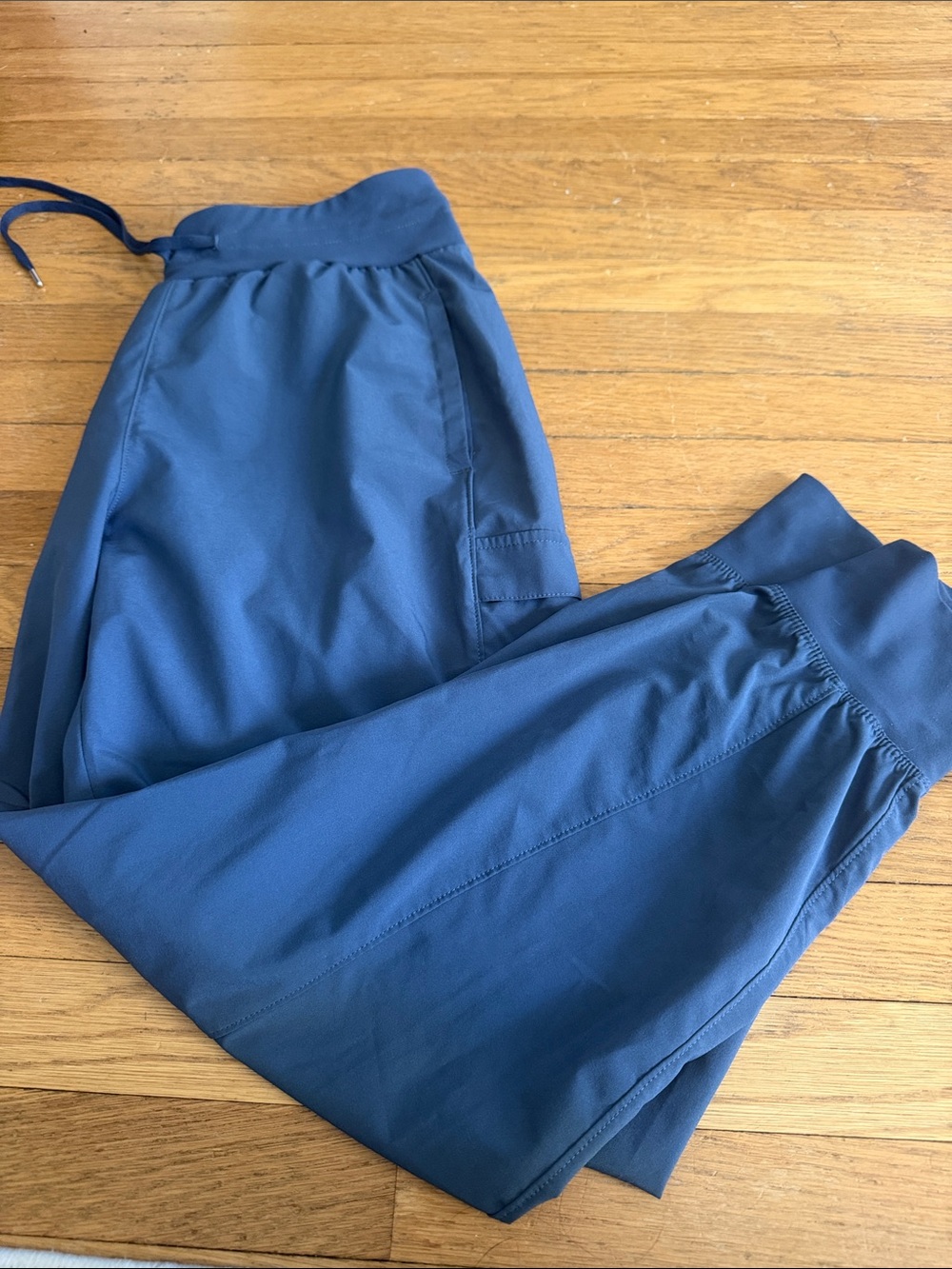 CALIA Women’s Blue Athletic Cargo Jogger Pants with pockets.